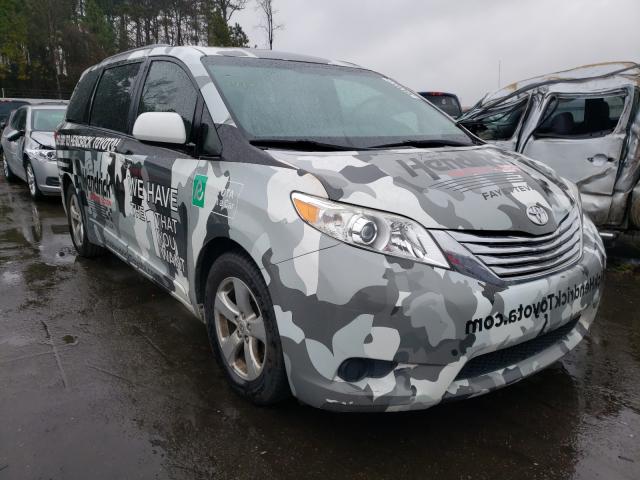 Toyota Sienna le (2015)