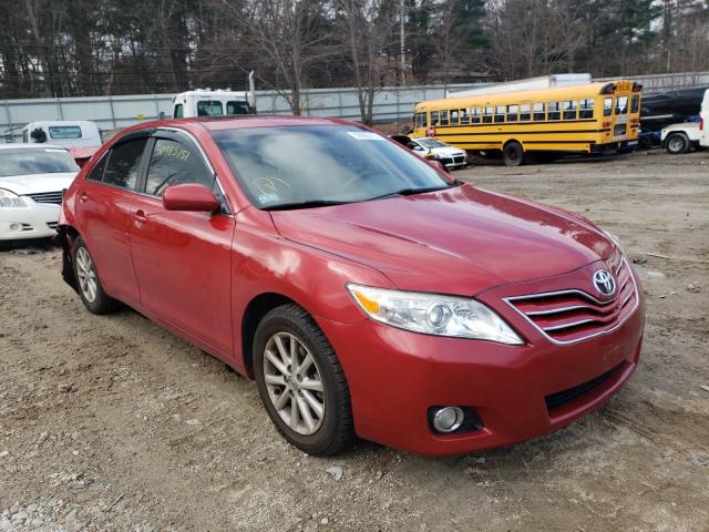 Toyota Camry base (2011)