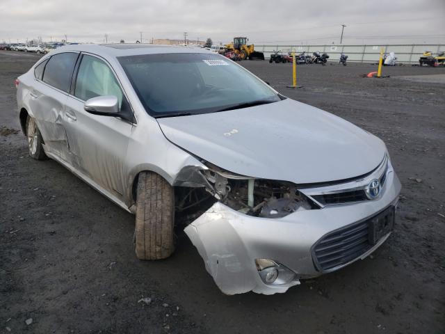 Toyota Avalon hyb (2013)