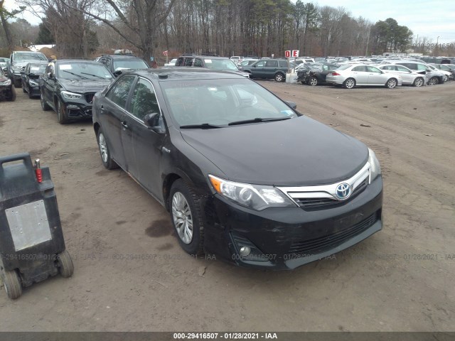 Toyota Camry hybrid (2012)
