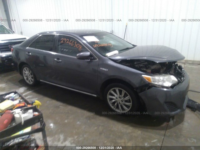 Toyota Camry hybrid (2012)