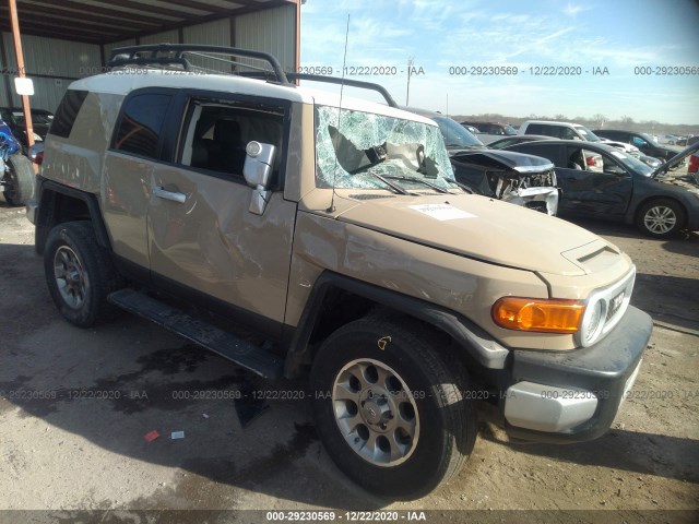 Toyota Fj cruiser (2013)