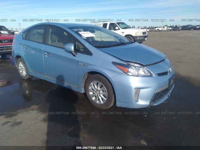 Toyota Prius plug-in (2015)