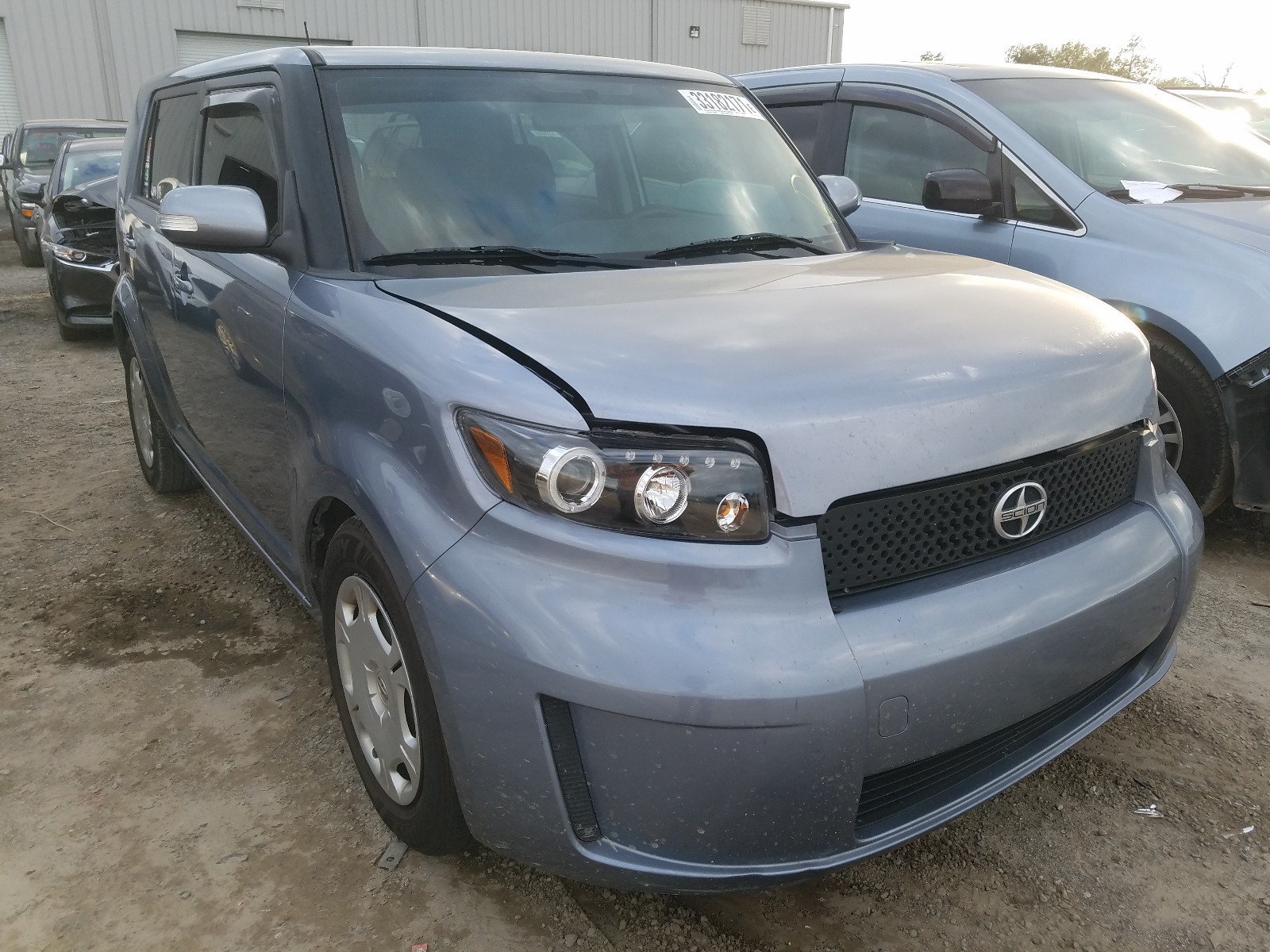 Toyota Scion xb (2010)