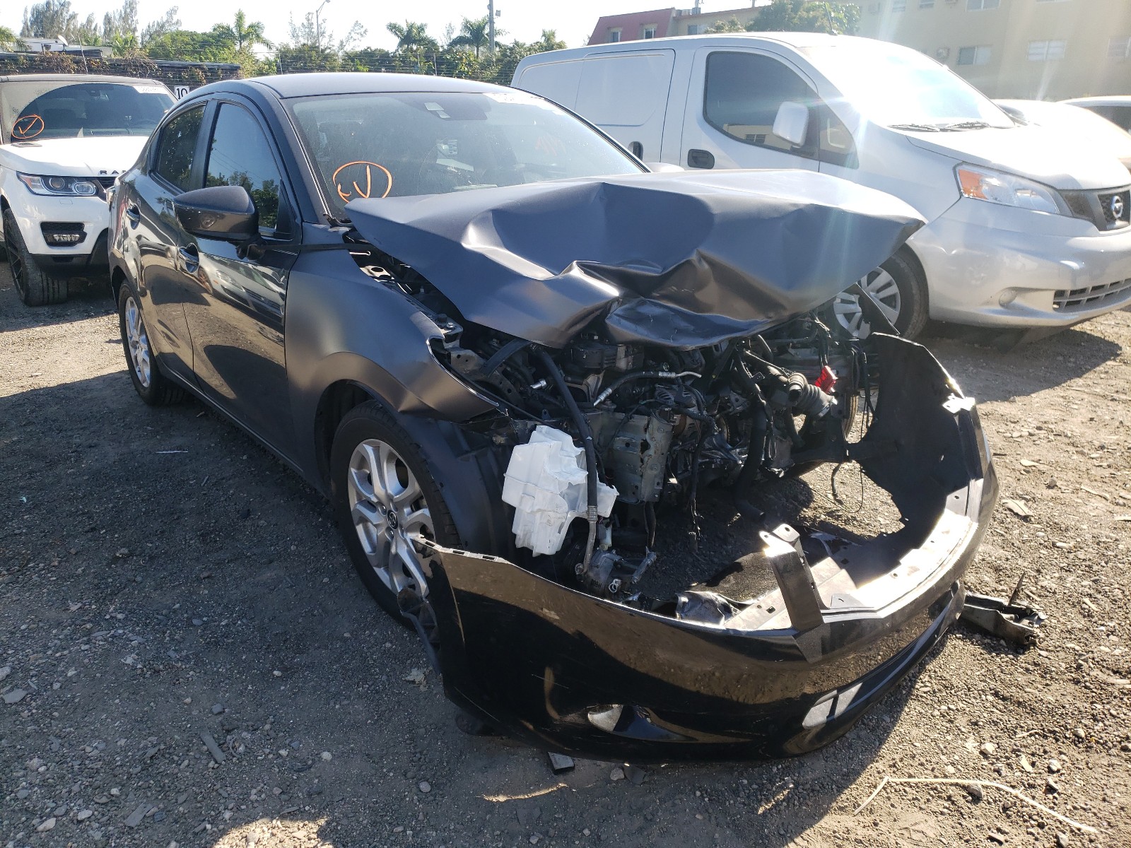 Toyota Scion ia (2016)