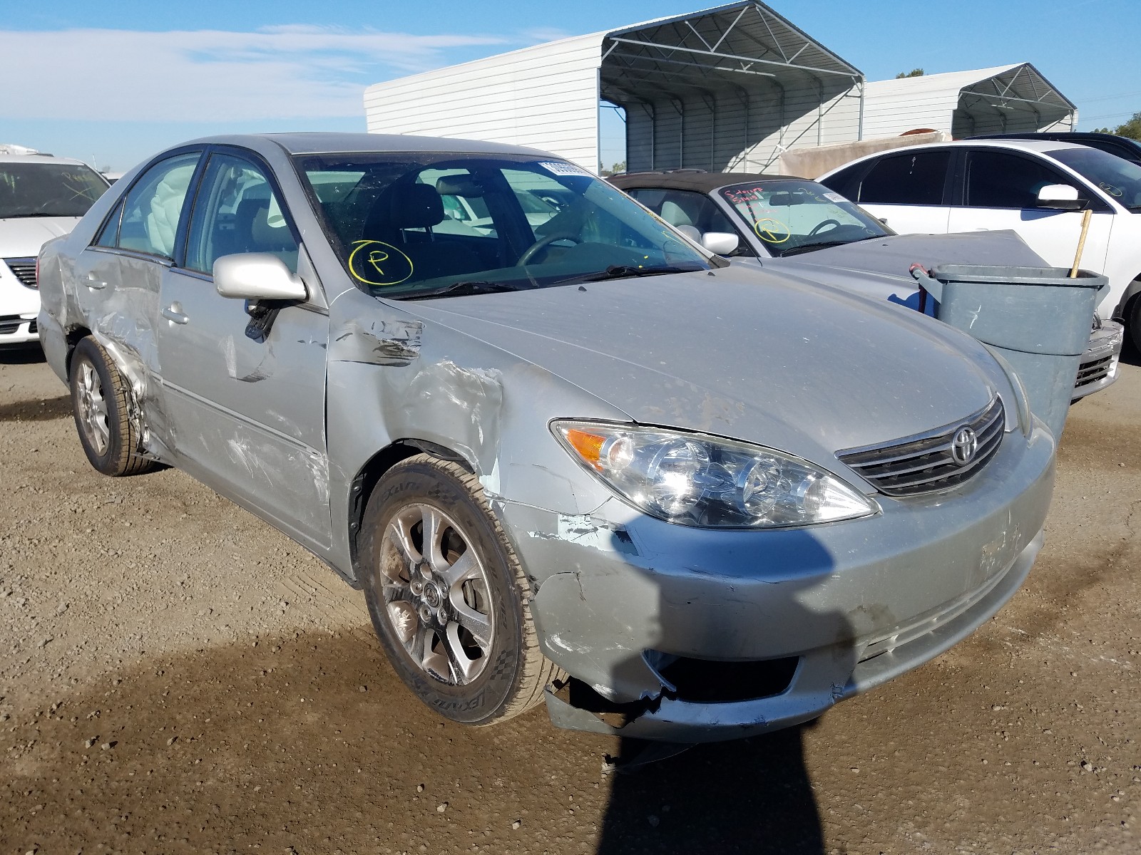Toyota Camry le (2005)