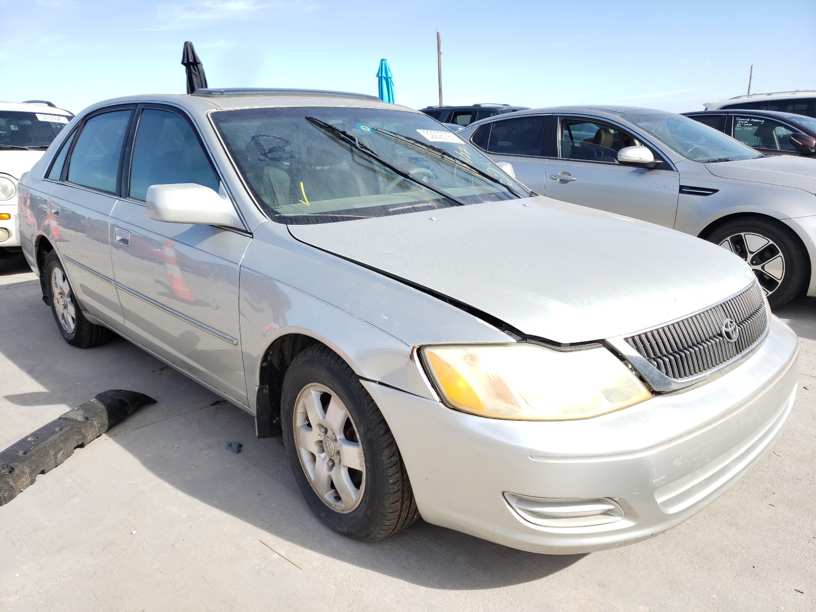 Toyota Avalon xl (2002)