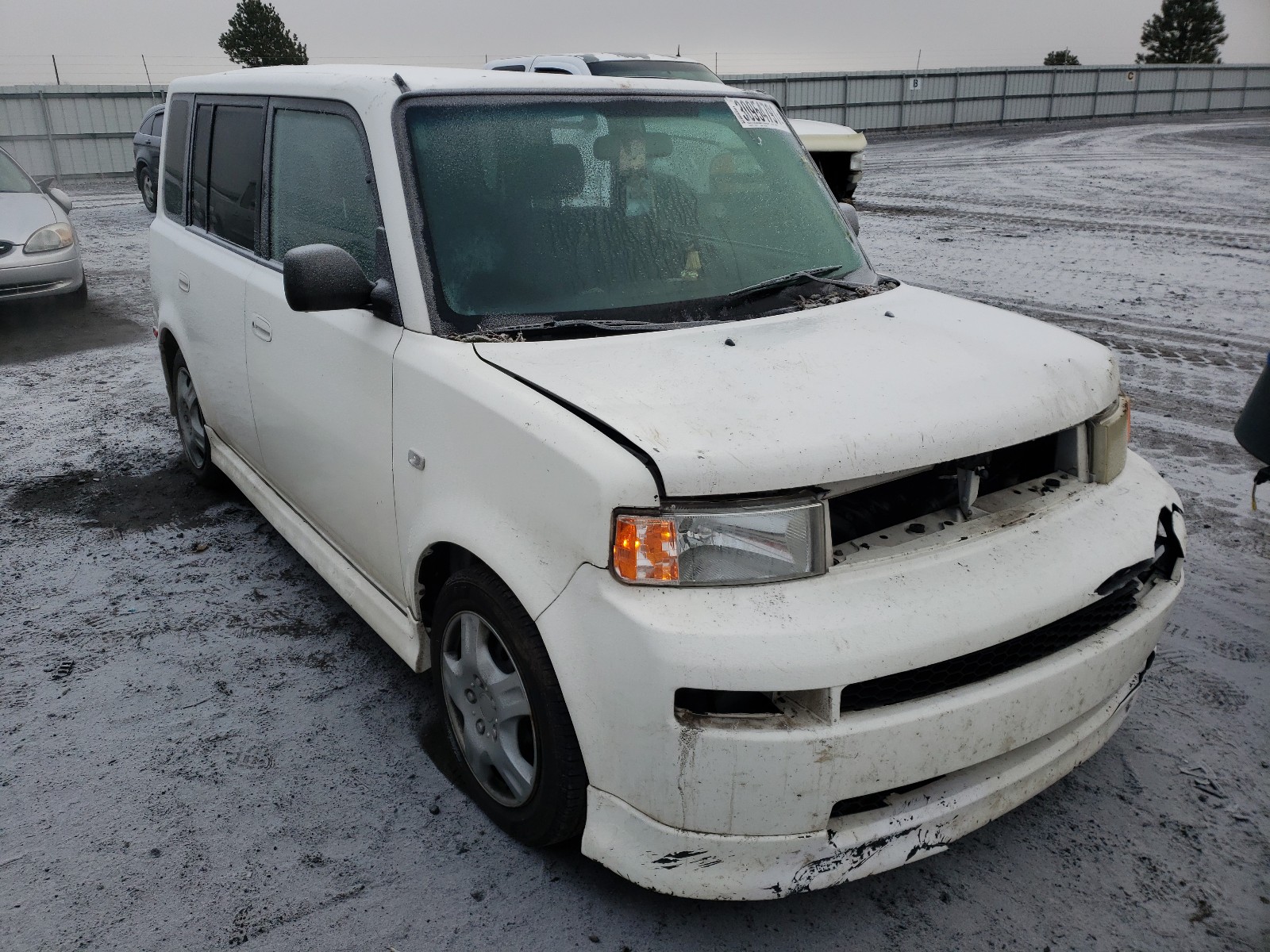 Toyota Scion xb (2004)