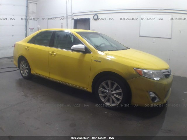 Toyota Camry hybrid (2012)