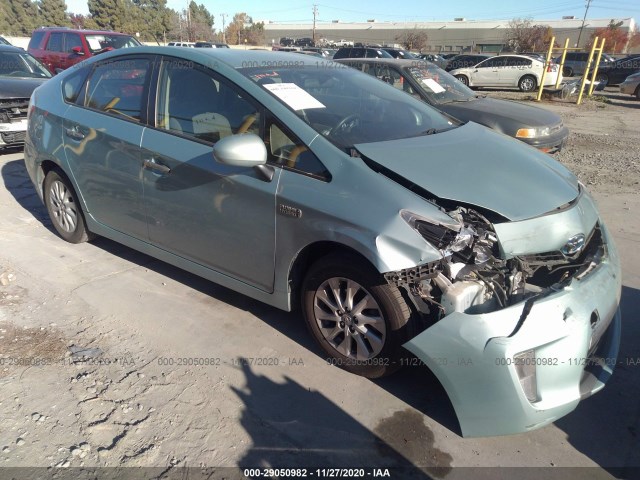 Toyota Prius plug-in (2013)