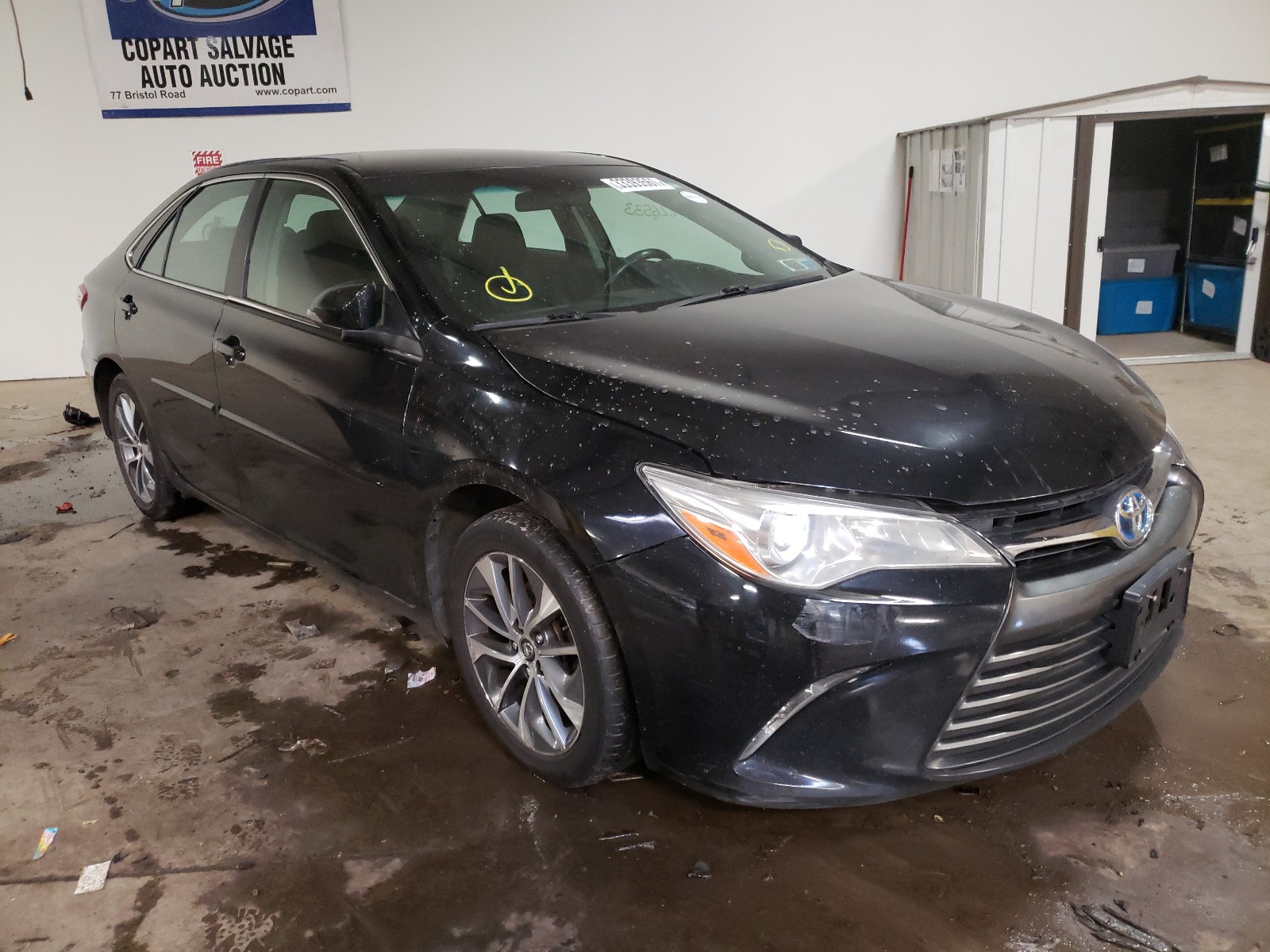 Toyota Camry hybr (2015)