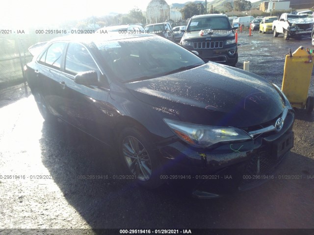 Toyota Camry hybrid (2015)