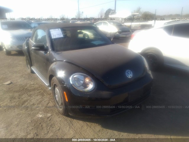 Volkswagen Beetle convertible (2014)