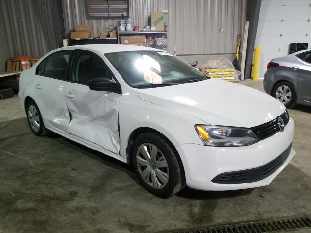 Volkswagen Jetta base (2014)