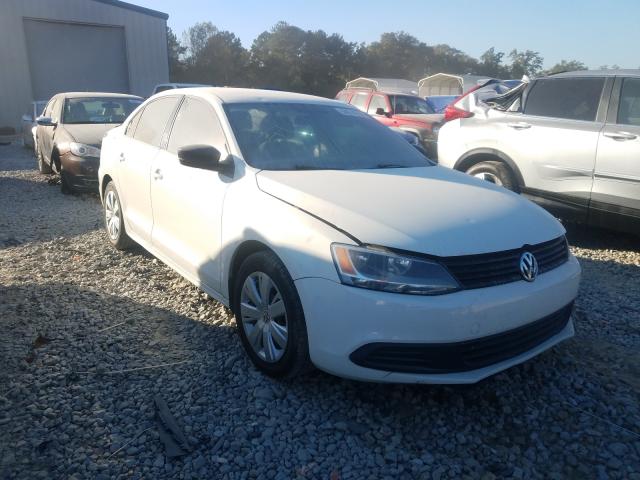 Volkswagen Jetta base (2014)