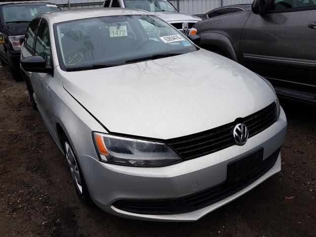 Volkswagen Jetta base (2011)