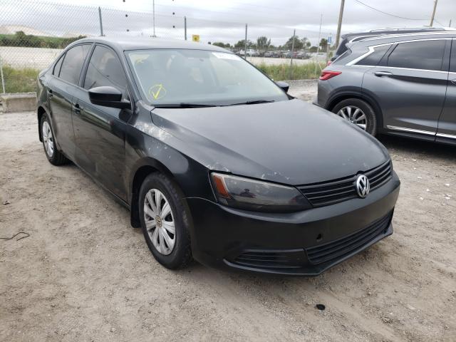 Volkswagen Jetta base (2011)