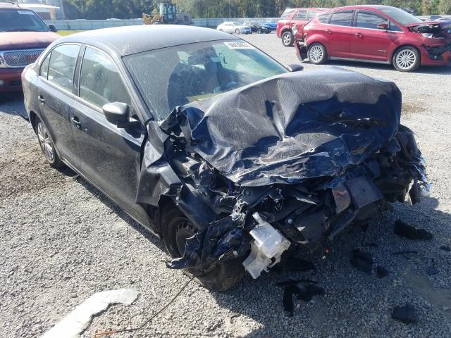 Volkswagen Jetta base (2013)