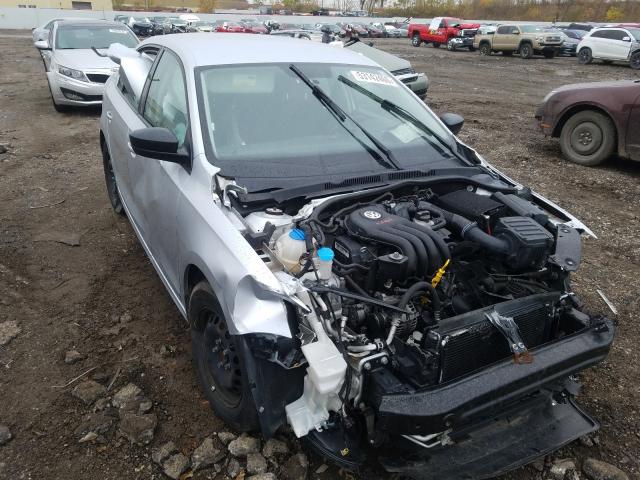 Volkswagen Jetta base (2014)