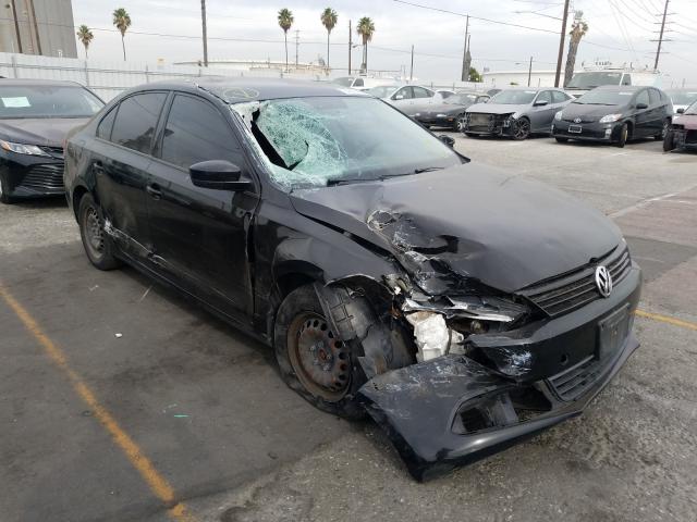 Volkswagen Jetta base (2013)