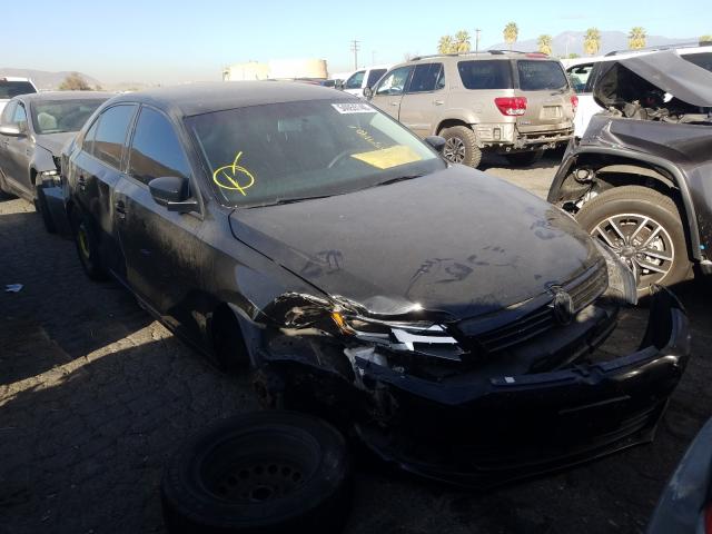 Volkswagen Jetta base (2014)