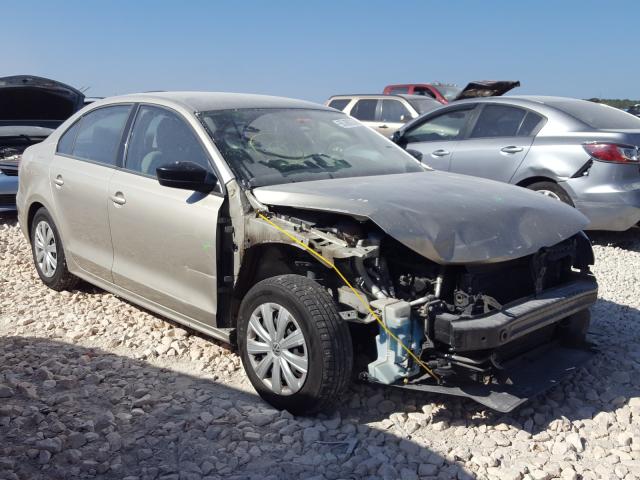 Volkswagen Jetta base (2014)