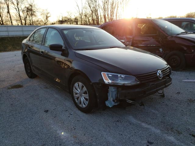 Volkswagen Jetta base (2011)