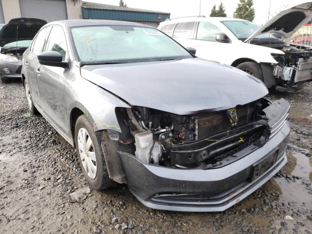 Volkswagen Jetta base (2015)