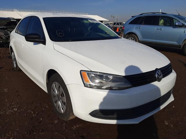 Volkswagen Jetta base (2014)
