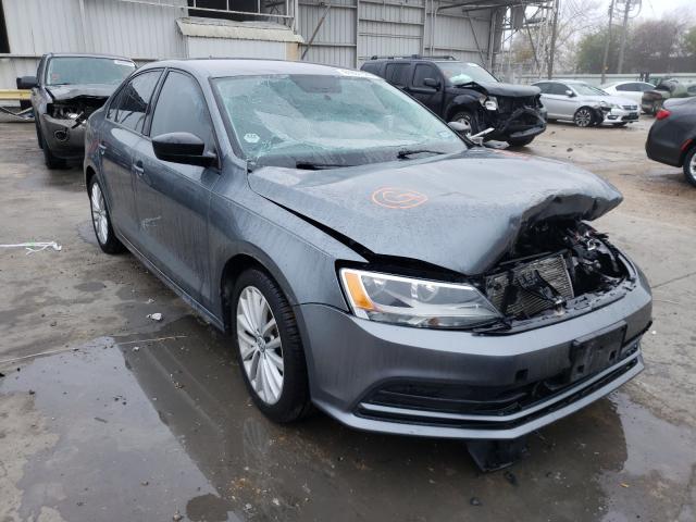 Volkswagen Jetta base (2015)