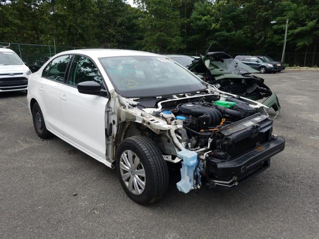 Volkswagen Jetta base (2013)