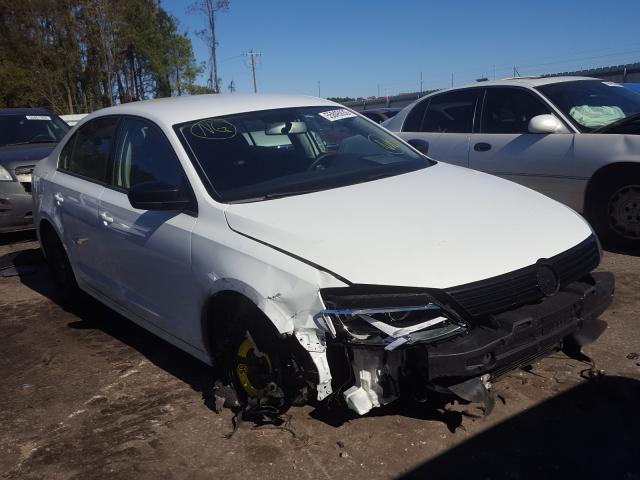 Volkswagen Jetta base (2014)