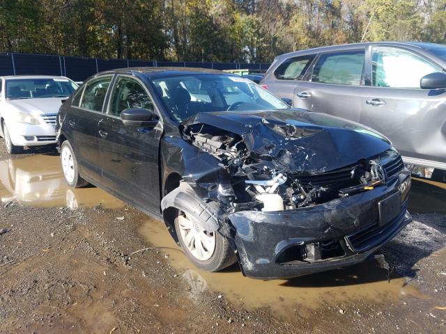Volkswagen Jetta base (2012)