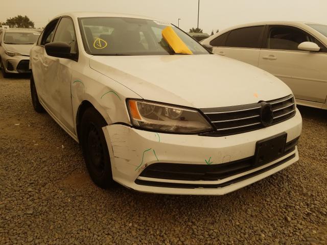 Volkswagen Jetta base (2015)