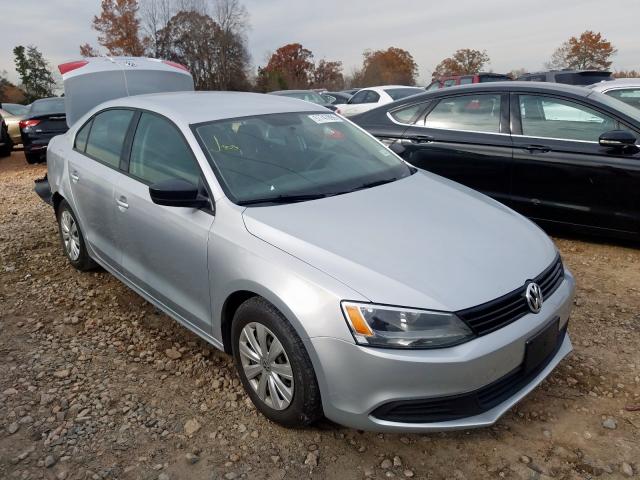 Volkswagen Jetta base (2014)