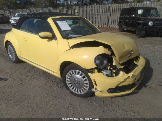 Volkswagen Beetle convertible (2014)