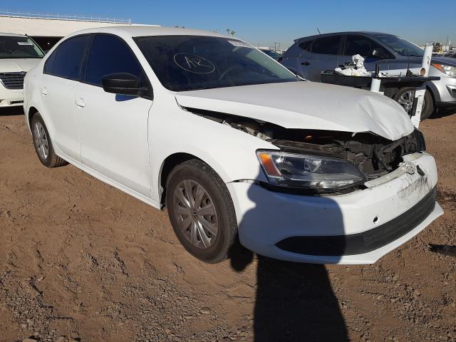 Volkswagen Jetta base (2014)