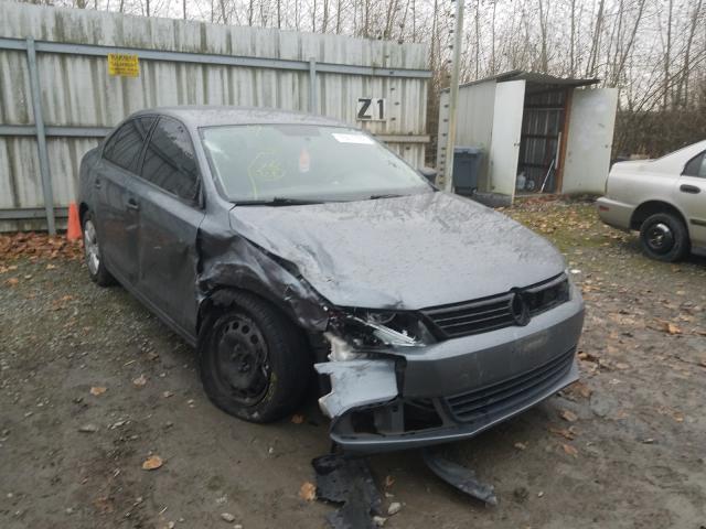 Volkswagen Jetta base (2013)