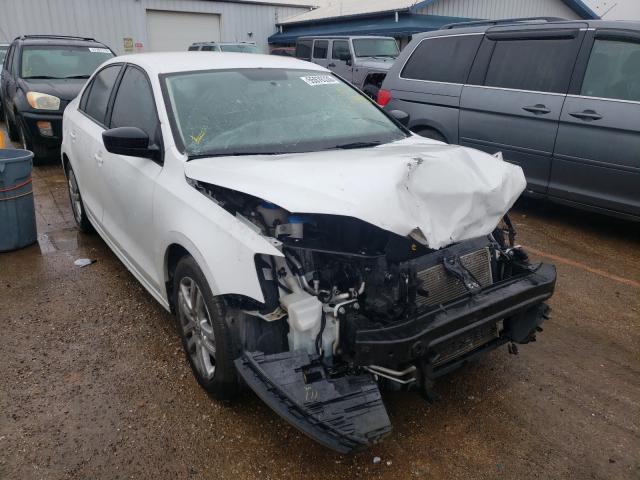 Volkswagen Jetta base (2015)