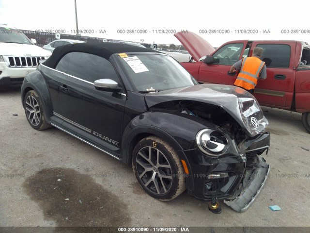 Volkswagen Beetle convertible (2017)