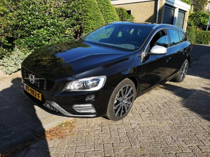 Volvo V60 (2015)