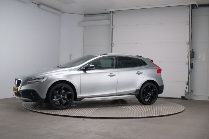 Volvo V40 cross country (2016)