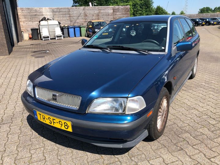 Volvo V40 (1996)